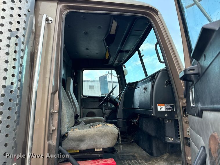 image for item NM9130 2012 Western Star 4900FA  semi truck