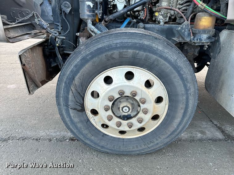 image for item NM9130 2012 Western Star 4900FA  semi truck