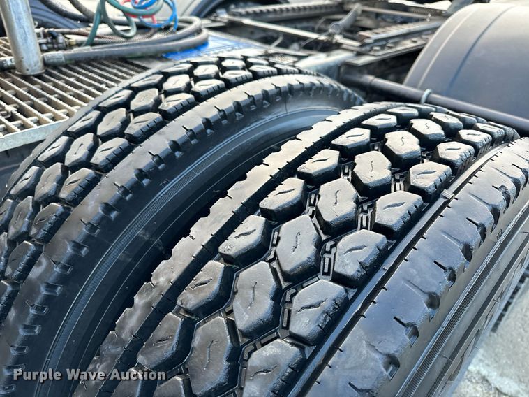 image for item NM9130 2012 Western Star 4900FA  semi truck