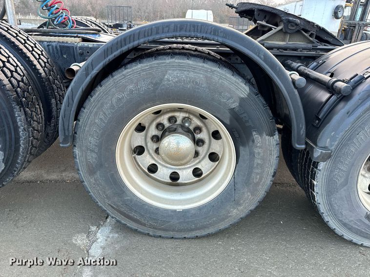 image for item NM9130 2012 Western Star 4900FA  semi truck