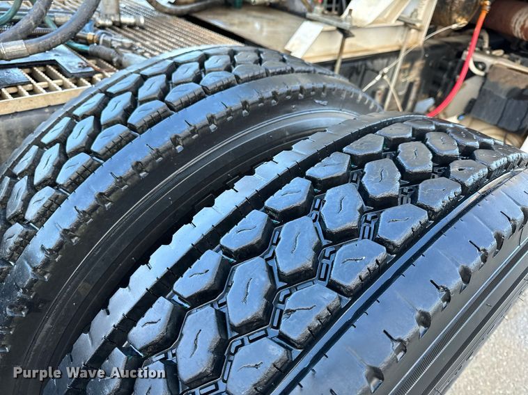 image for item NM9130 2012 Western Star 4900FA  semi truck