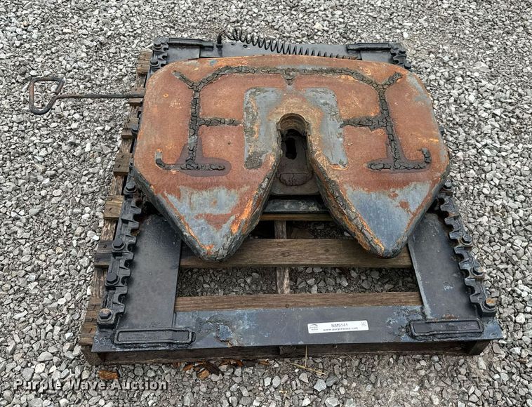 image for item NM9141 Fontain  fifth wheel plate