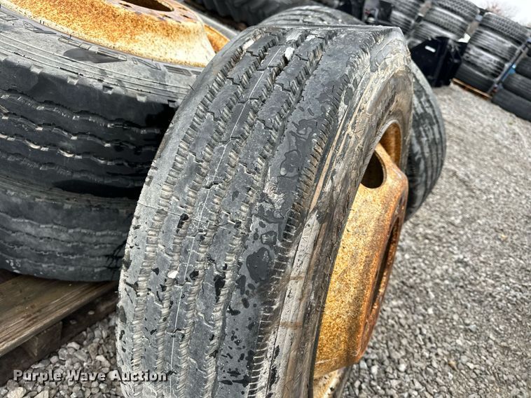 image for item NM9143 Wheels & tires