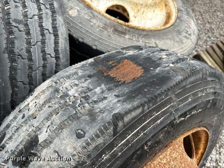 image for item NM9143 Wheels & tires