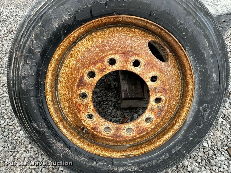 image for item NM9143 Wheels & tires