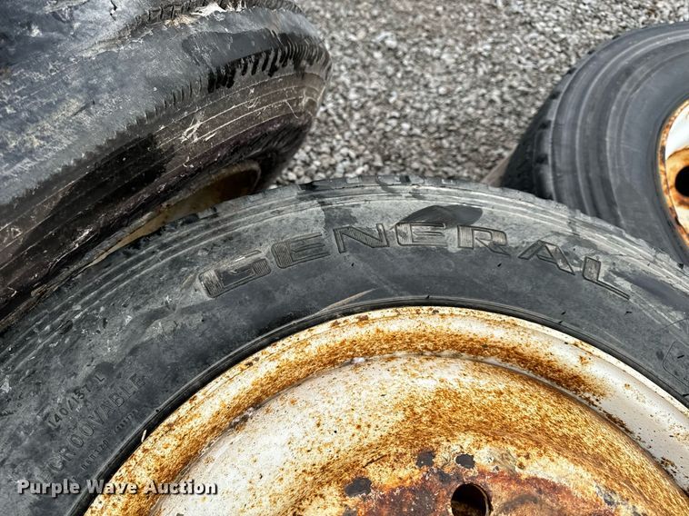 image for item NM9143 Wheels & tires