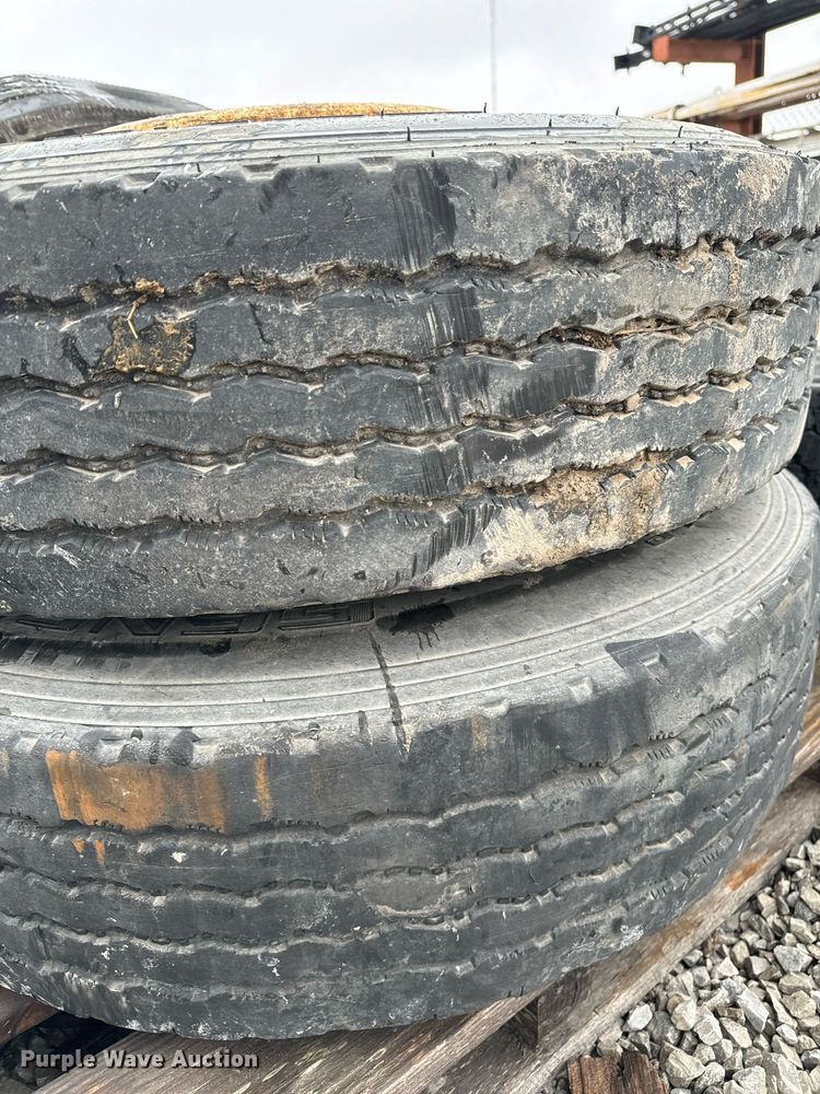 image for item NM9143 Wheels & tires