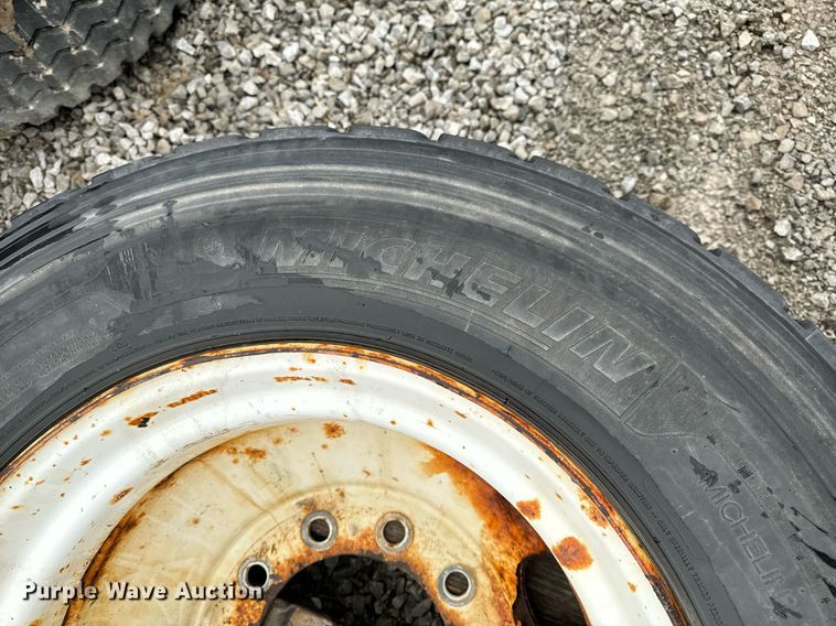 image for item NM9143 Wheels & tires