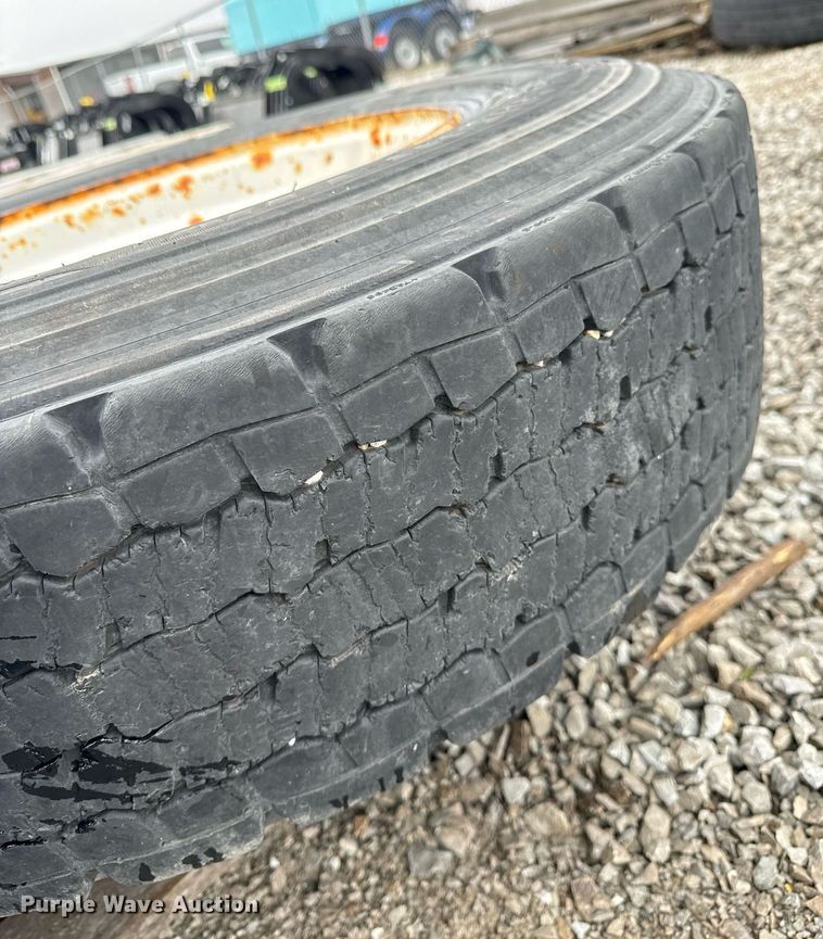 image for item NM9143 Wheels & tires