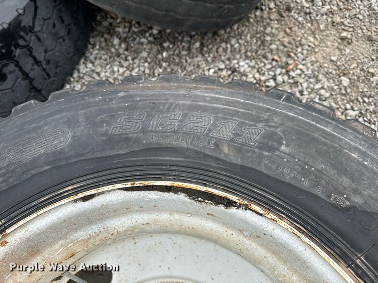 image for item NM9143 Wheels & tires