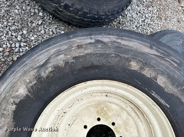 image for item NM9143 Wheels & tires