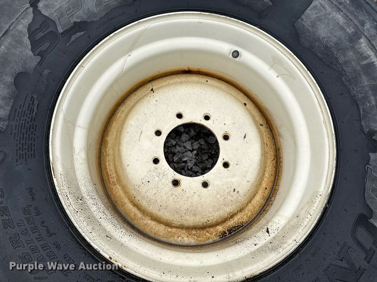 image for item NM9143 Wheels & tires