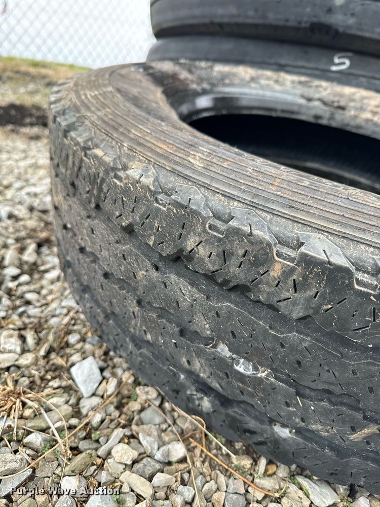 image for item NM9143 Wheels & tires