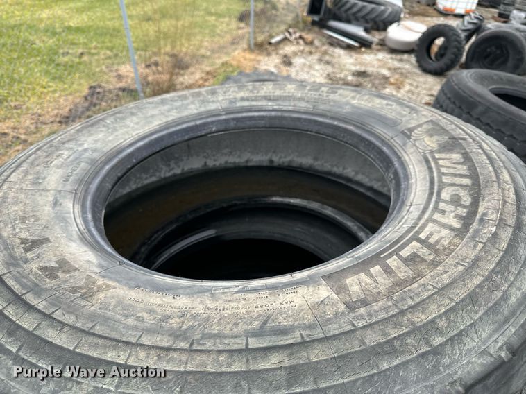 image for item NM9143 Wheels & tires