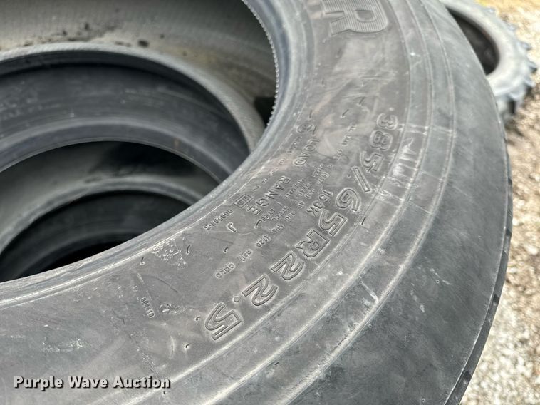 image for item NM9143 Wheels & tires