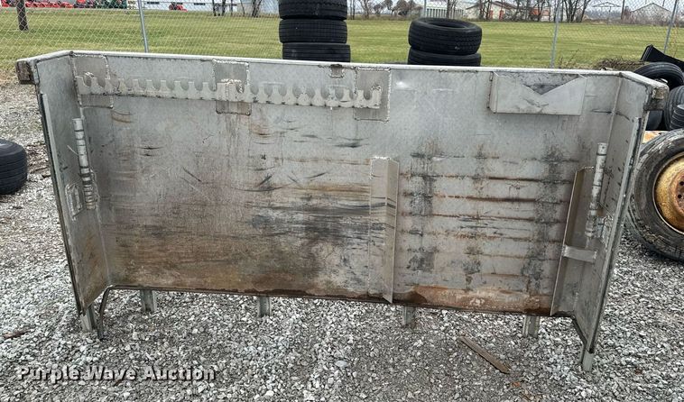 image for item NM9145 East  aluminum headache rack