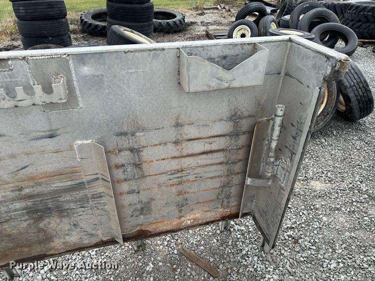 image for item NM9145 East  aluminum headache rack