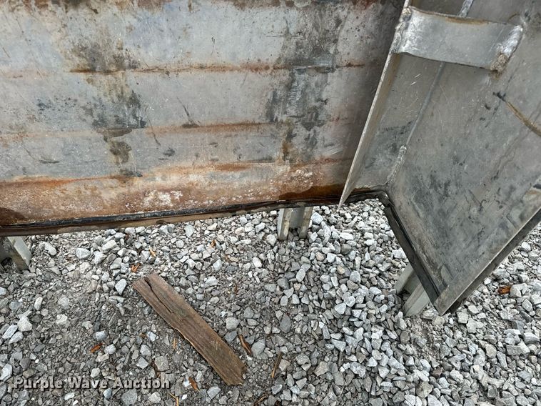 image for item NM9145 East  aluminum headache rack