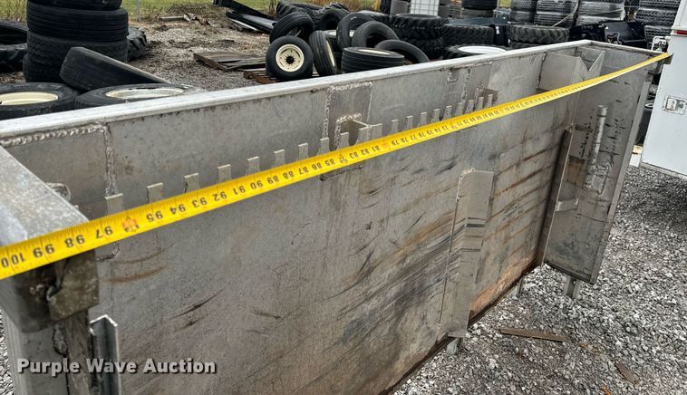 image for item NM9145 East  aluminum headache rack