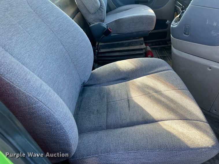 image for item NN9311 2016 Freightliner Cascadia  semi truck