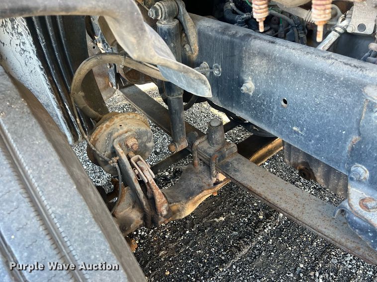 image for item NN9311 2016 Freightliner Cascadia  semi truck