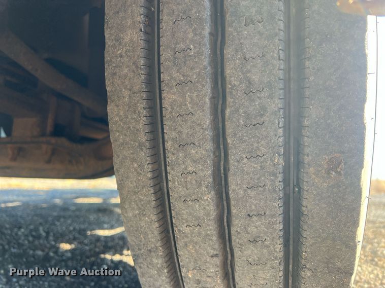 image for item NN9311 2016 Freightliner Cascadia  semi truck