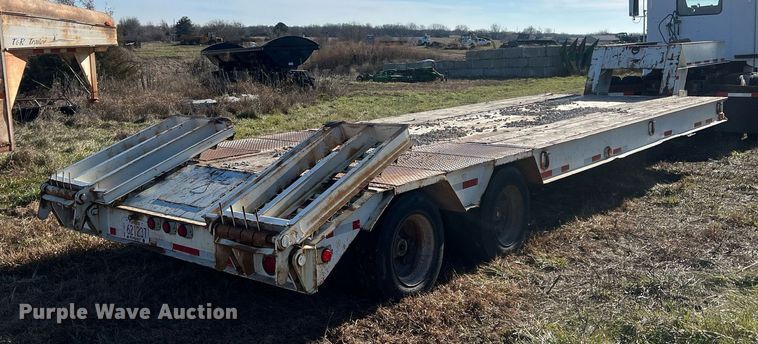 image for item NN9313 1997 Holden HLB 36225  equipment trailer