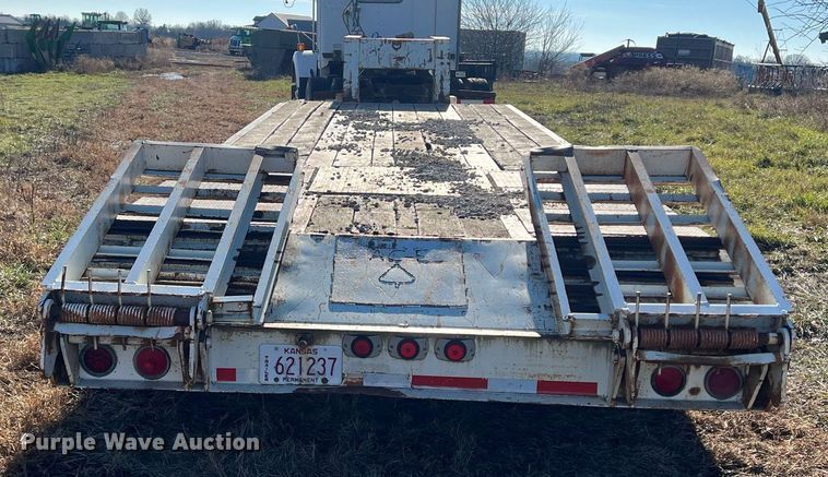 image for item NN9313 1997 Holden HLB 36225  equipment trailer