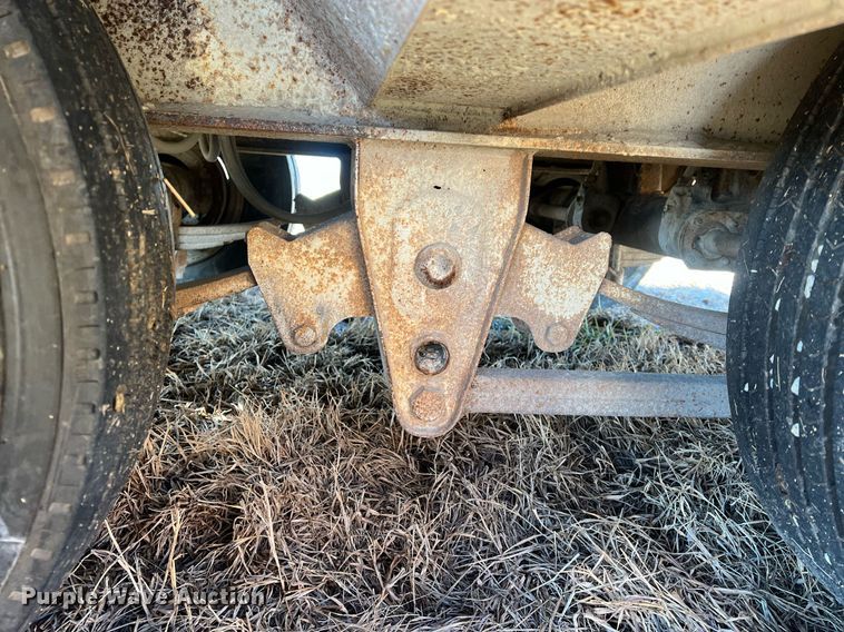 image for item NN9313 1997 Holden HLB 36225  equipment trailer