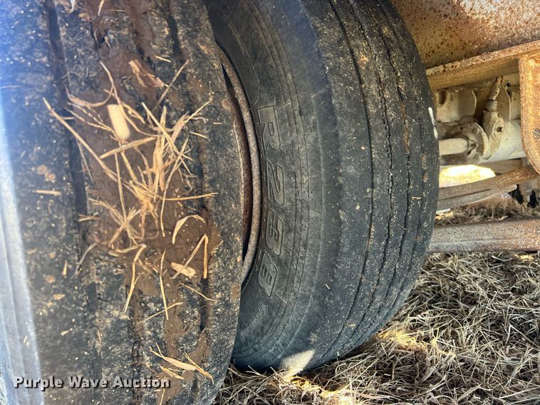 image for item NN9313 1997 Holden HLB 36225  equipment trailer