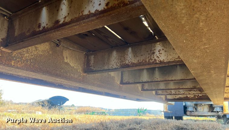 image for item NN9313 1997 Holden HLB 36225  equipment trailer