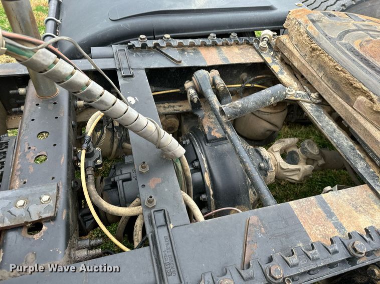 image for item NO9418 2013 International ProStar Plus  semi truck