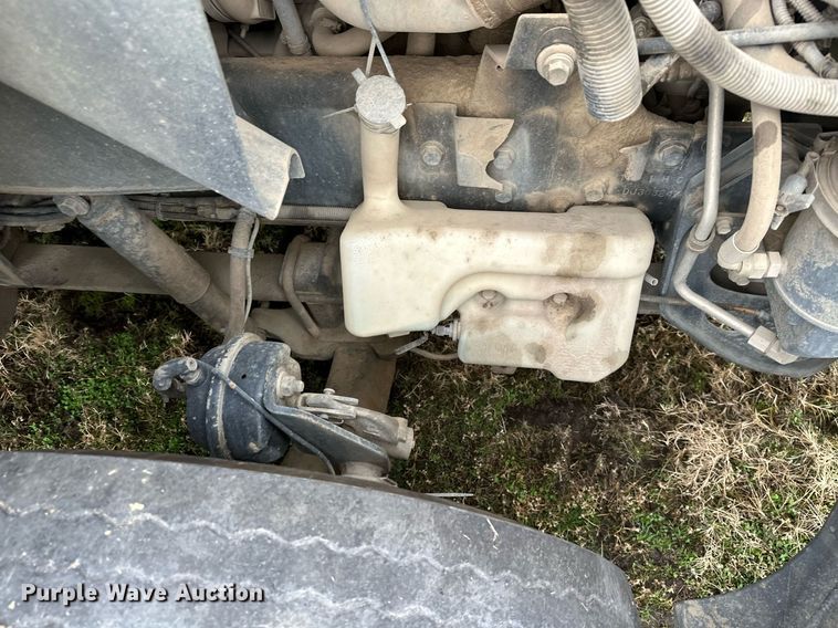 image for item NO9418 2013 International ProStar Plus  semi truck