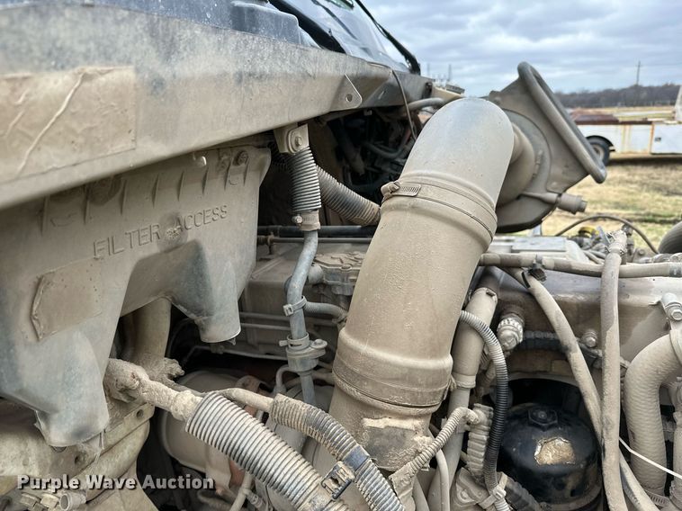 image for item NO9418 2013 International ProStar Plus  semi truck