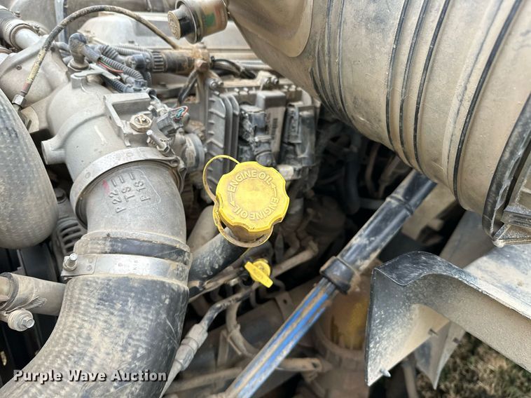 image for item NO9418 2013 International ProStar Plus  semi truck