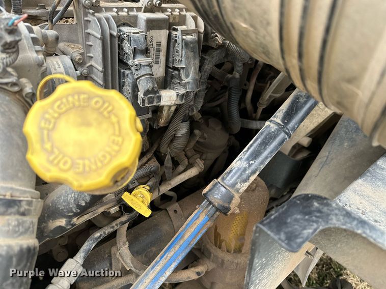 image for item NO9418 2013 International ProStar Plus  semi truck