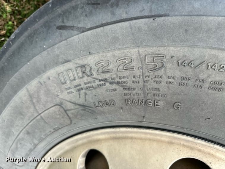 image for item NO9418 2013 International ProStar Plus  semi truck