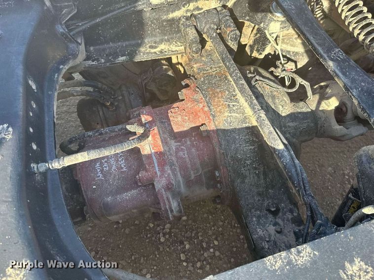 image for item NO9465 2013 Peterbilt 386  semi truck