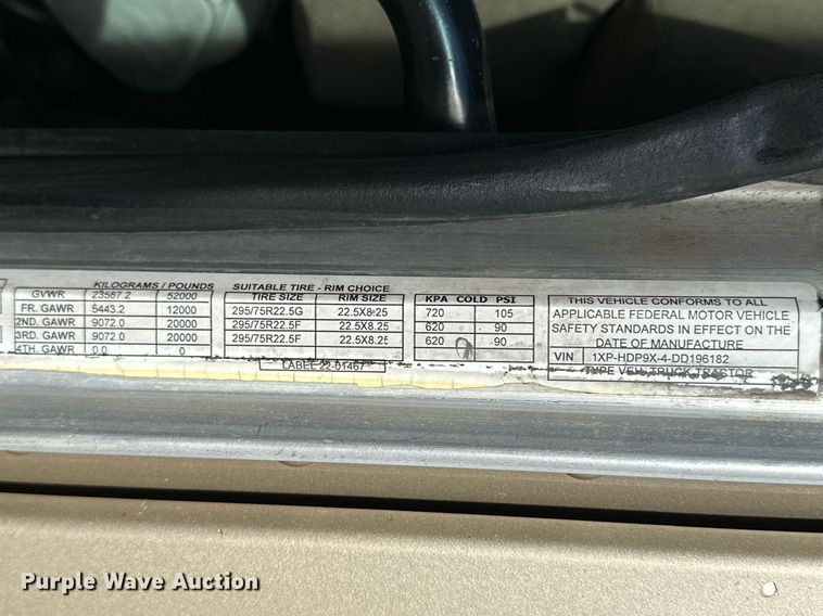 image for item NO9465 2013 Peterbilt 386  semi truck