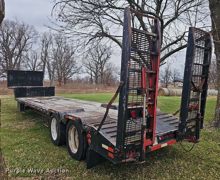 image for item NP9275 1979  drop deck trailer