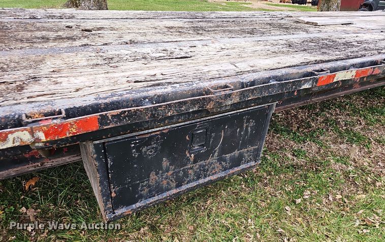 image for item NP9275 1979  drop deck trailer