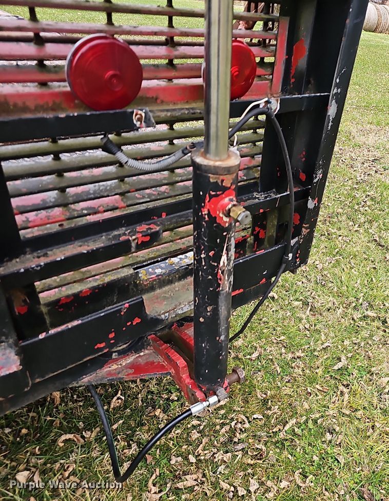 image for item NP9275 1979  drop deck trailer