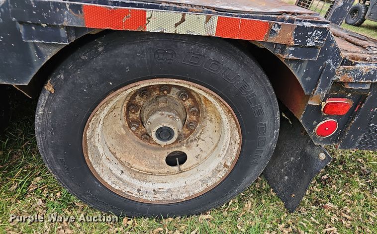 image for item NP9275 1979  drop deck trailer