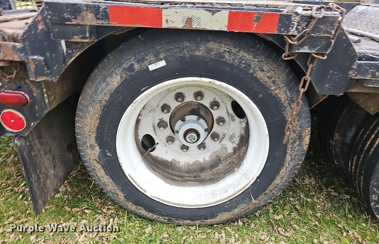 image for item NP9275 1979  drop deck trailer