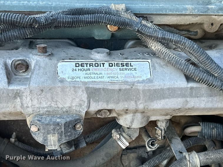 image for item NS9052 2000 Freightliner  dump truck