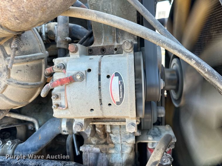 image for item NS9052 2000 Freightliner  dump truck