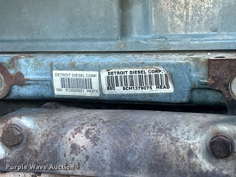 image for item NS9052 2000 Freightliner  dump truck