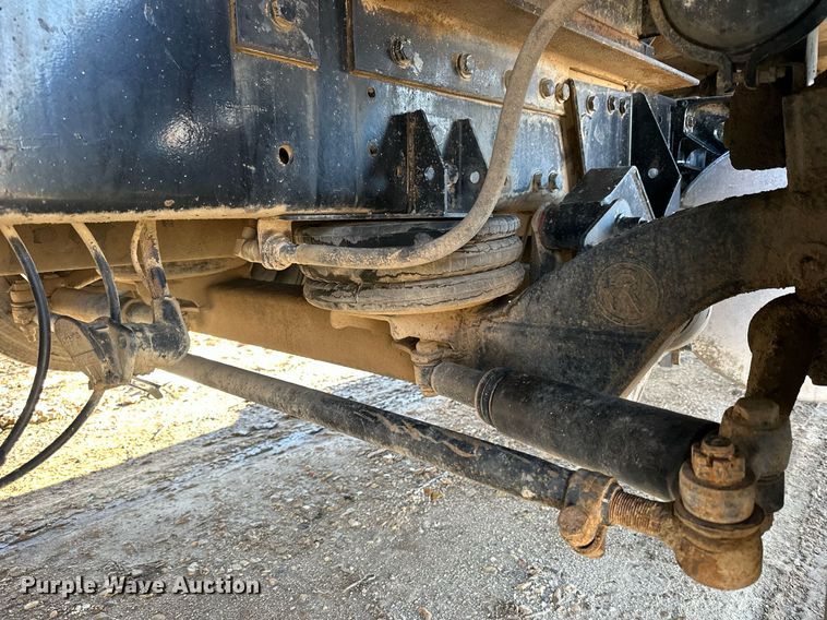 image for item NS9052 2000 Freightliner  dump truck