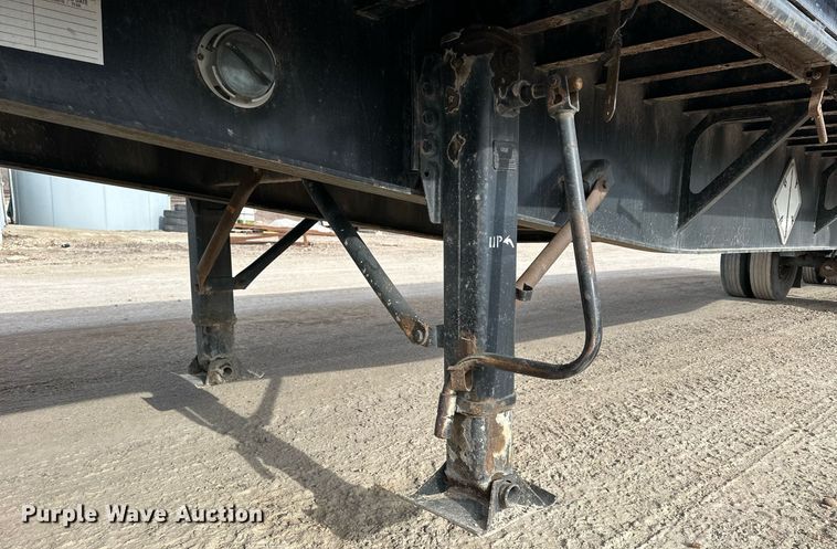 image for item NS9071 1998 Wabash  flatbed trailer