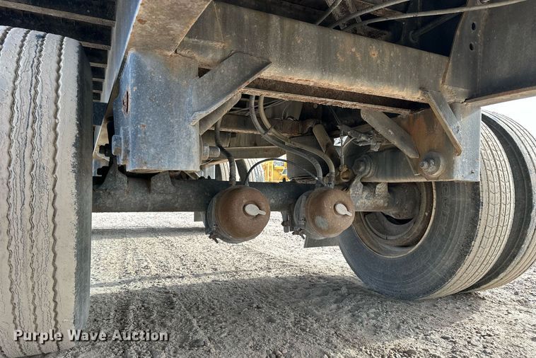 image for item NS9071 1998 Wabash  flatbed trailer